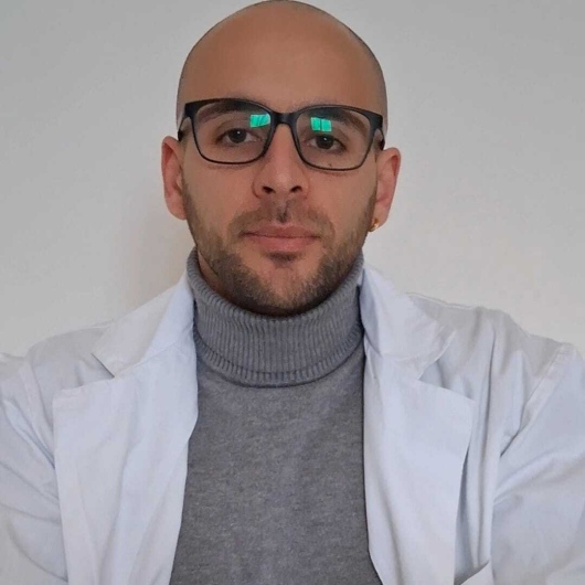 ALESSANDRO RECLAMA